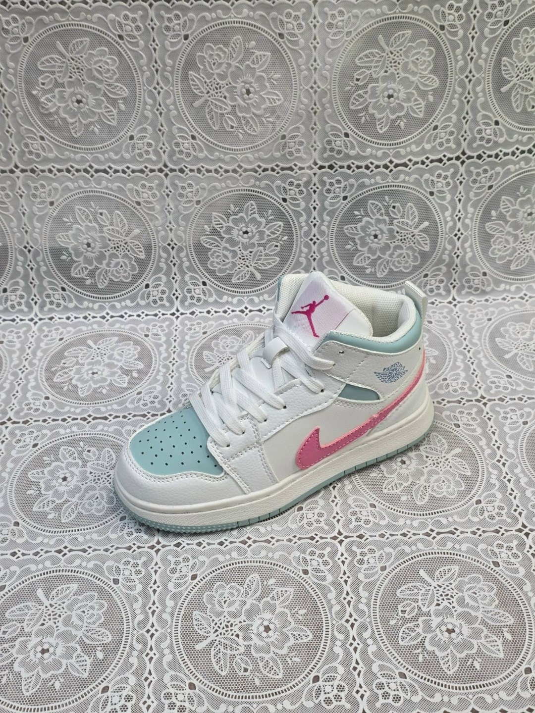 ,детские кроссовки,кроссовки эко кожа,кроссовки закрытые,детская