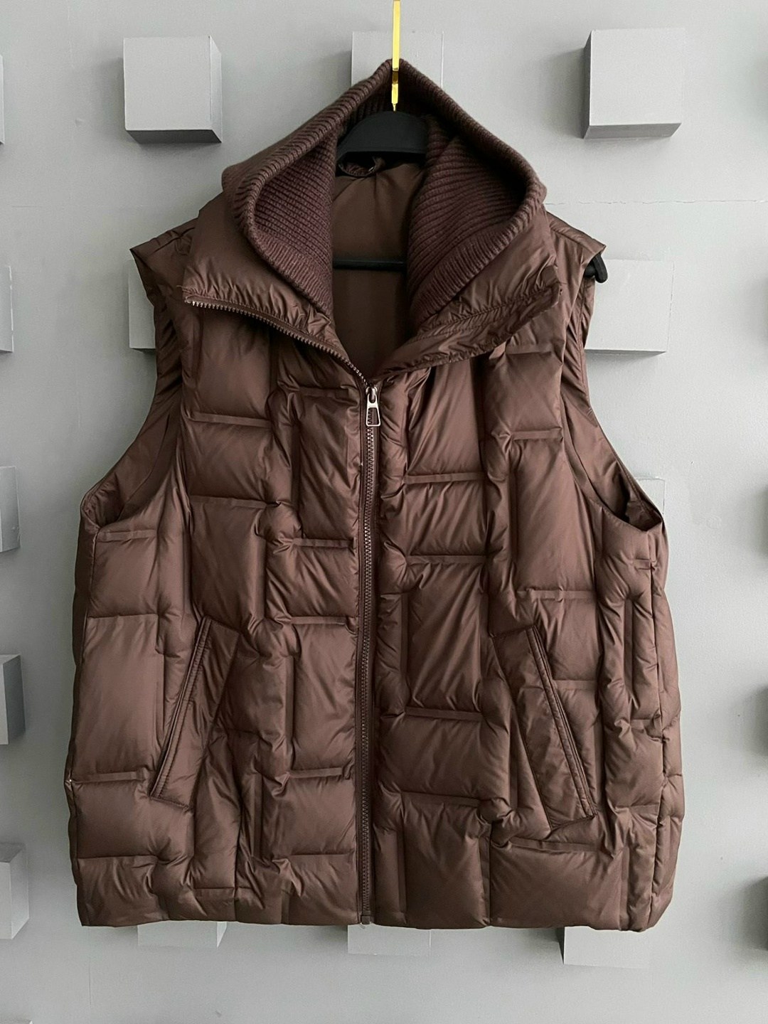 женская жилетка,жилетка,жилет женский утепленный,джинсы кэжуал