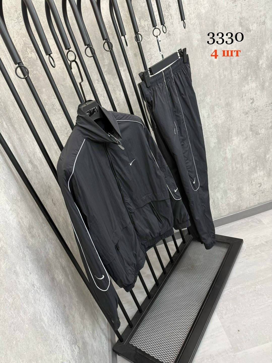 спортивный костюм nike,спортивный костюм мужской,спортивный костюм для мужчин,костюм широкие спортивный плащевка nike isalino,спортивный костюм мужской nike