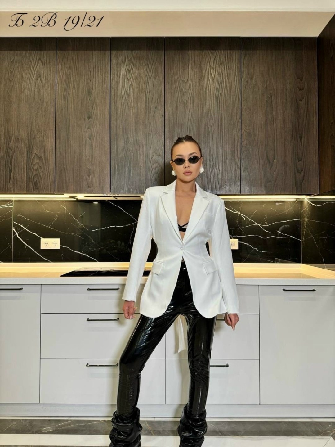 пиджак оверсайз с поясом удлиненный классический much love,жакет,пиджак,пиджак оверсайз с поясом удлиненный классический much love цвет бежевый песочный,пальто