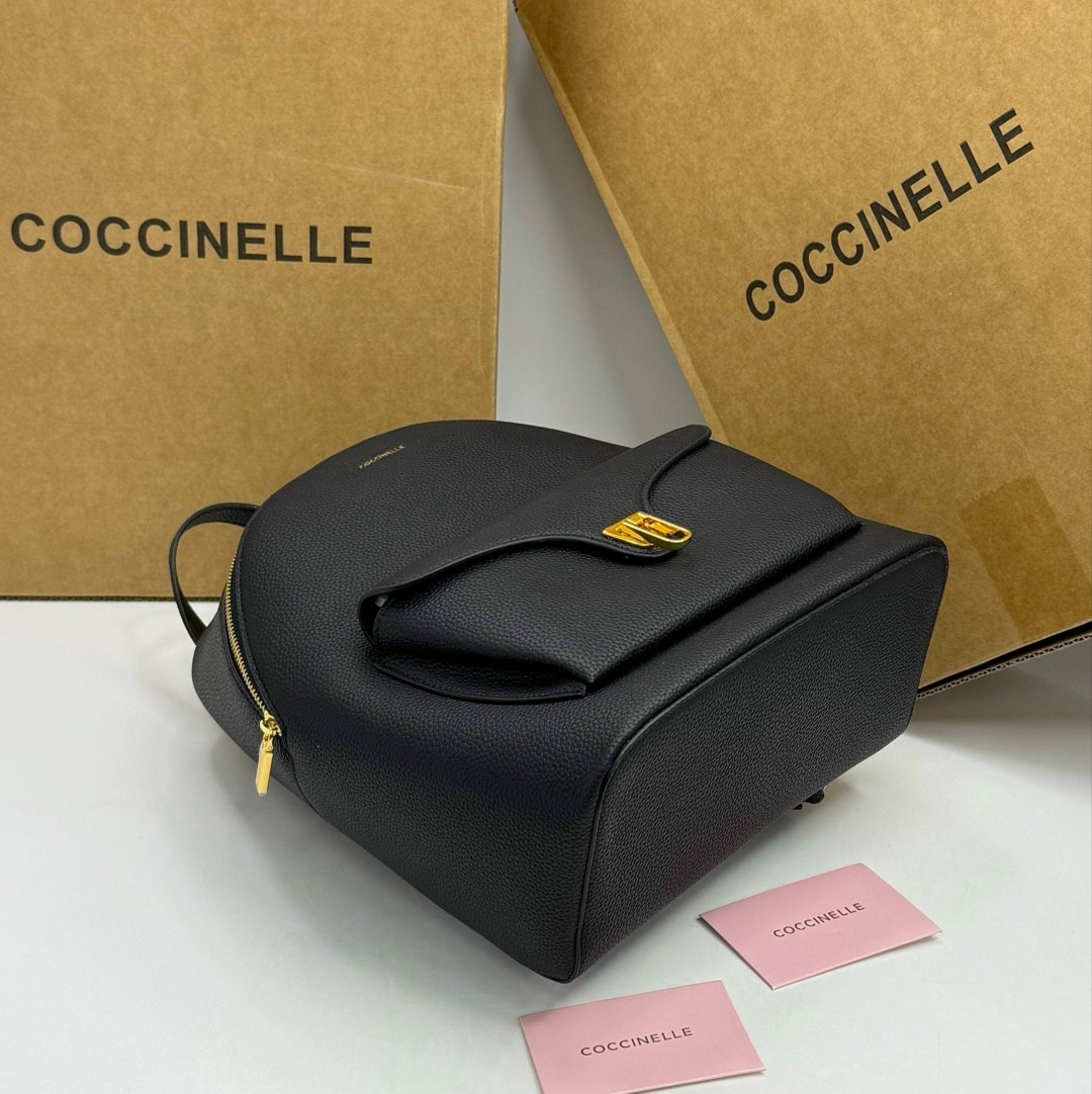 рюкзак coccinelle,черные женские рюкзаки coccinelle,женские рюкзаки,coccinelle кожаный рюкзак,рюкзак