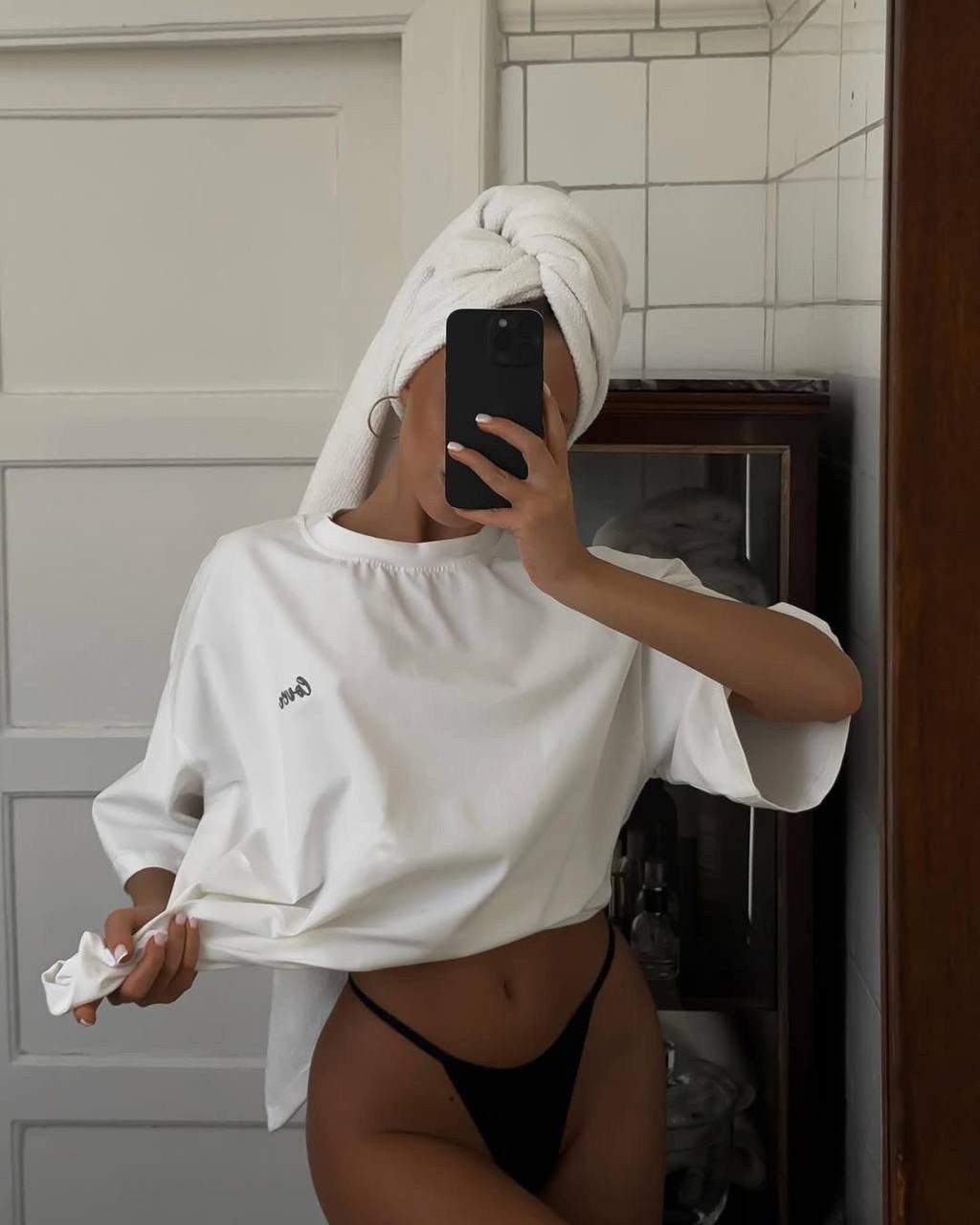 девушка с полотенцем на голове,женщина с полотенцем на голове,девушка в полотенце,девушка в халате и полотенце на голове,фотосессии идеи