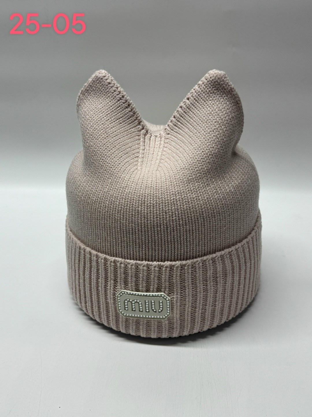 шапка женская,женская вязаная шапка,шапка для детей,шапка,шапка демисезонная