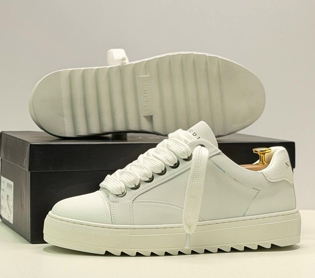 женские кроссовки,кроссовки модные,,кроссовки для женщин,кроссовки мода