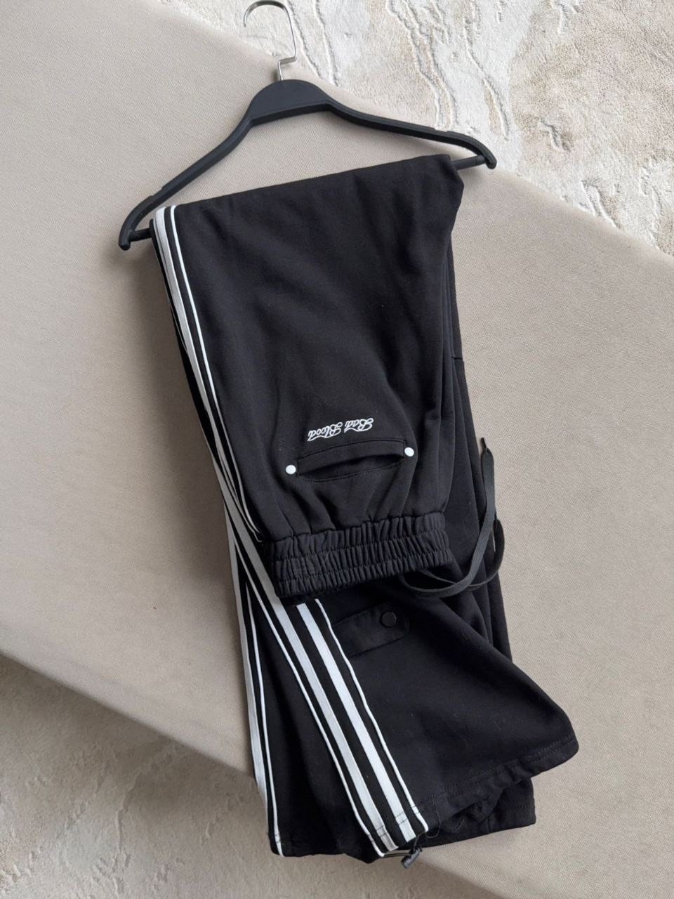 стильные костюмы,брюки спортивные,костюм,штаны спортивные