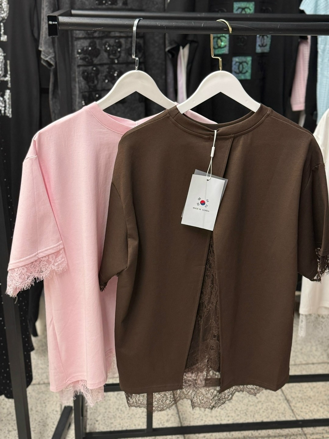 футболка с кружевами,майка с кружевами,футболка с кружевом,белая футболка с кружевом,женская футболка