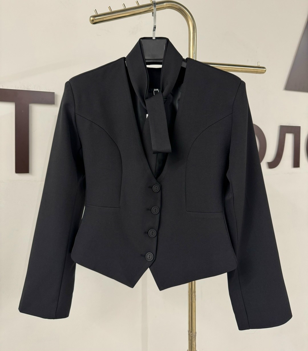 жакет,женские жакеты,женский белый пиджак,белый жакет,приталенный жакет