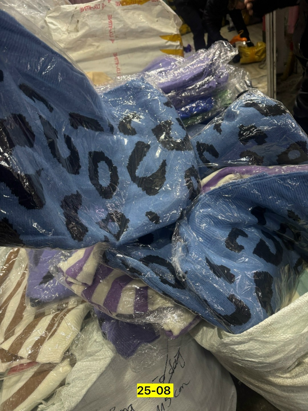 женская кофта,свитера женские,кофта свитер женский,свитер женский вязаный,кофта с замком