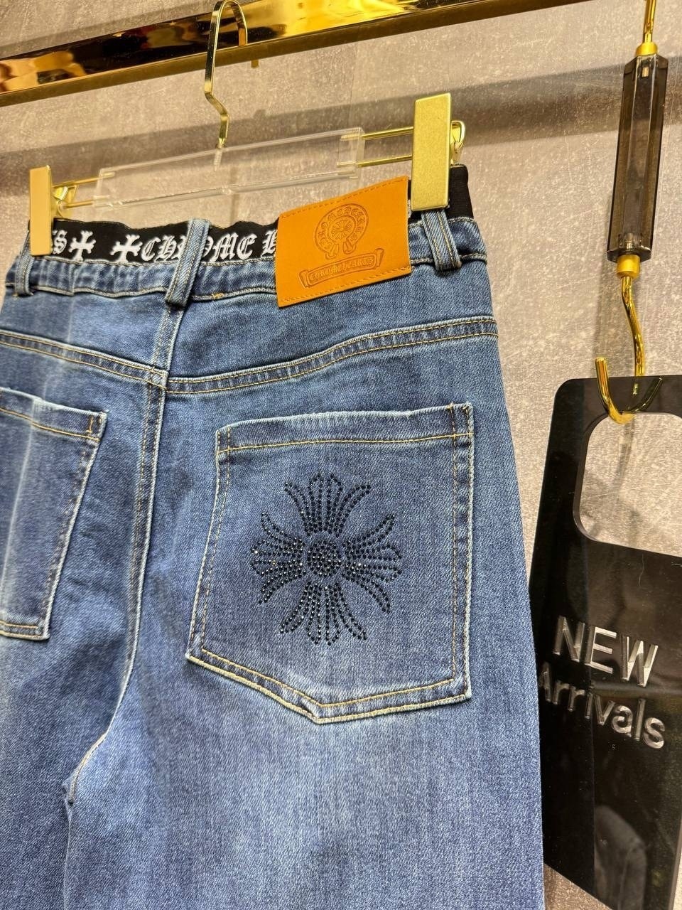 женские джинсы,джинсы celine,джинсы,модные джинсы,джинсы chanel