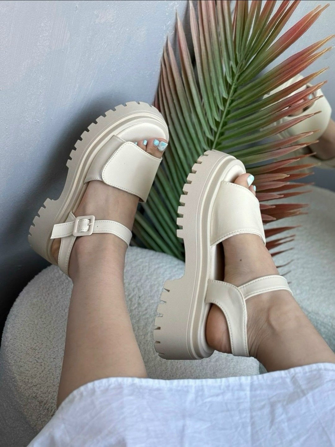 босоножки женские,босоножки летние женские,босоножки летние,популярные босоножки,босоножки женские белые на платформе