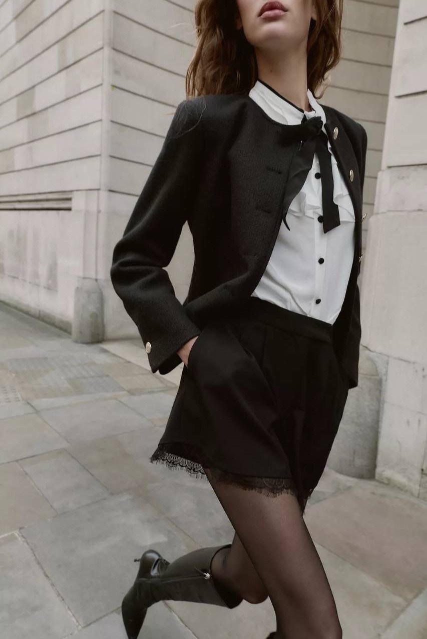 шорты женские,черные шорты,шорты с кружевом,шорты кружевные,черные шорты с кружевной отделкой