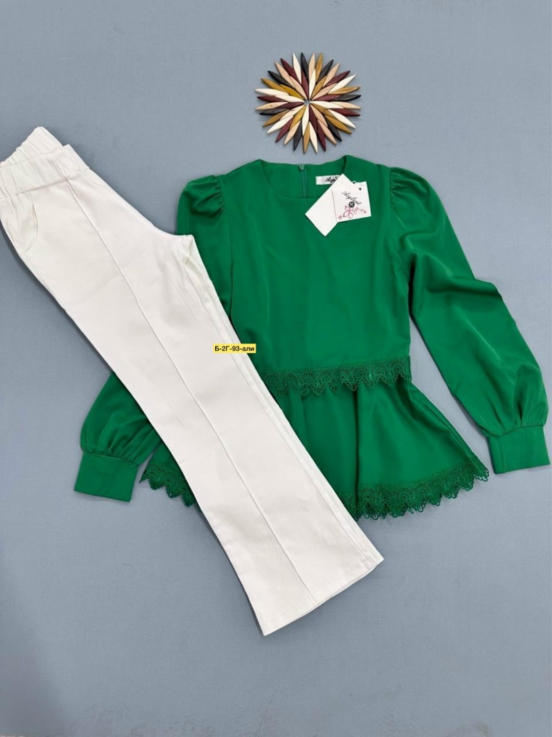 нарядный брючный костюм для девочки,брючный костюм для девочки,костюм брючный,костюм для девочки нарядный брючный праздничный,комплект костюм