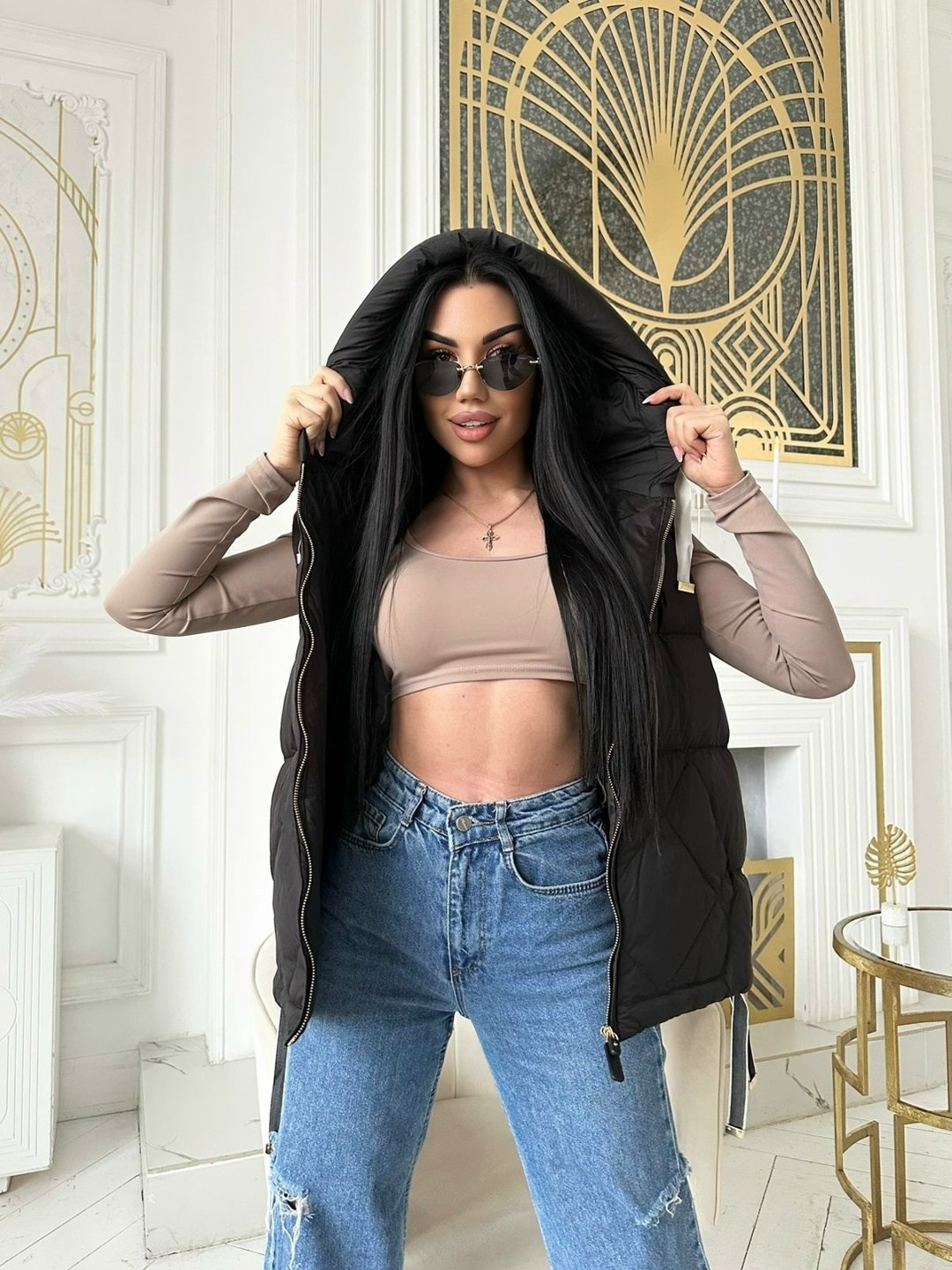 жилетка женская,жилетка с капюшоном,женский жилет,жилет теплый,жилетка