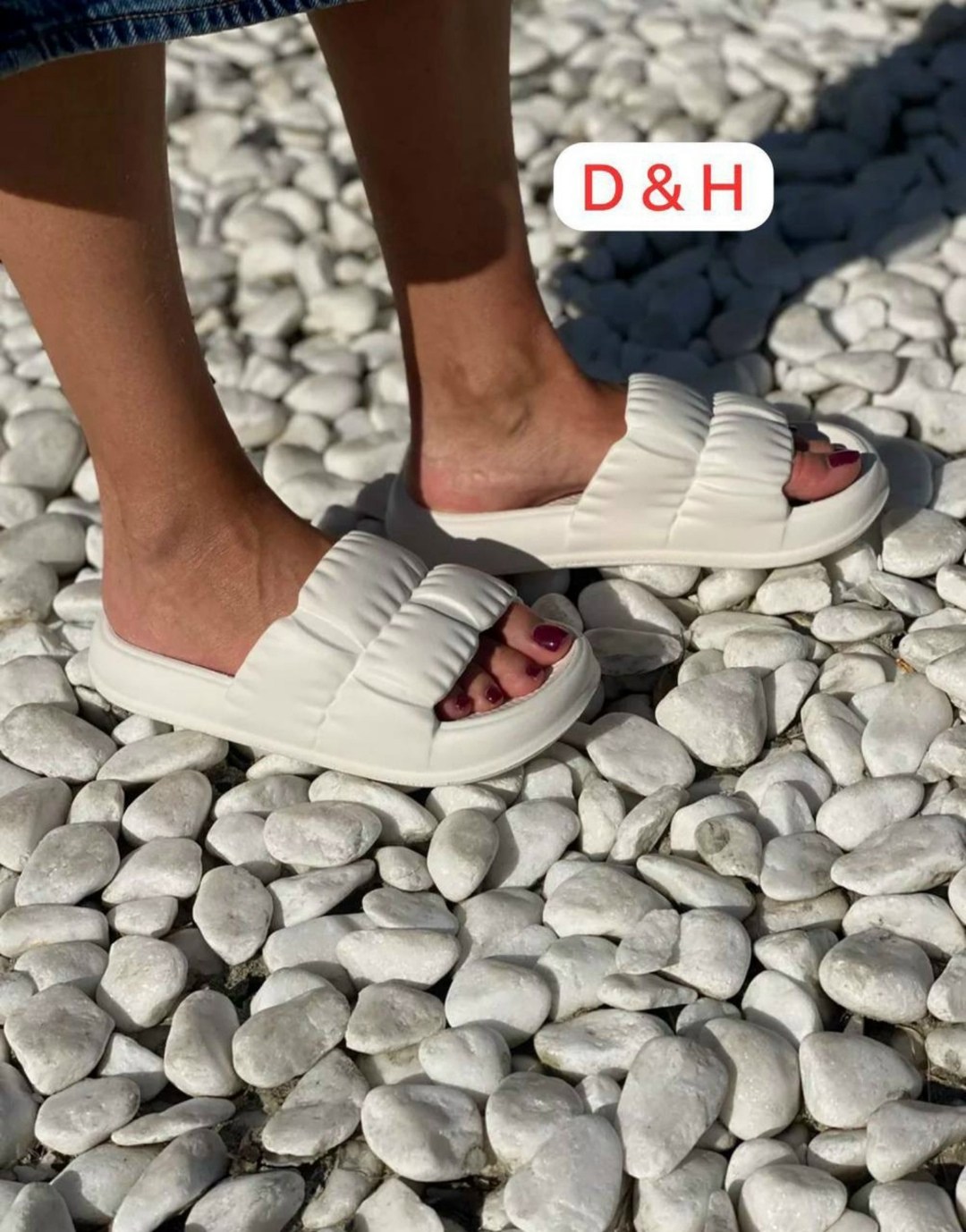 шлепанцы женские,женские тапки,,модные тапочки,резиновые шлепанцы