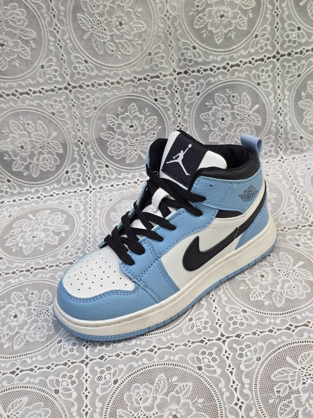 ,детские кроссовки,кроссовки эко кожа,кроссовки закрытые,детская