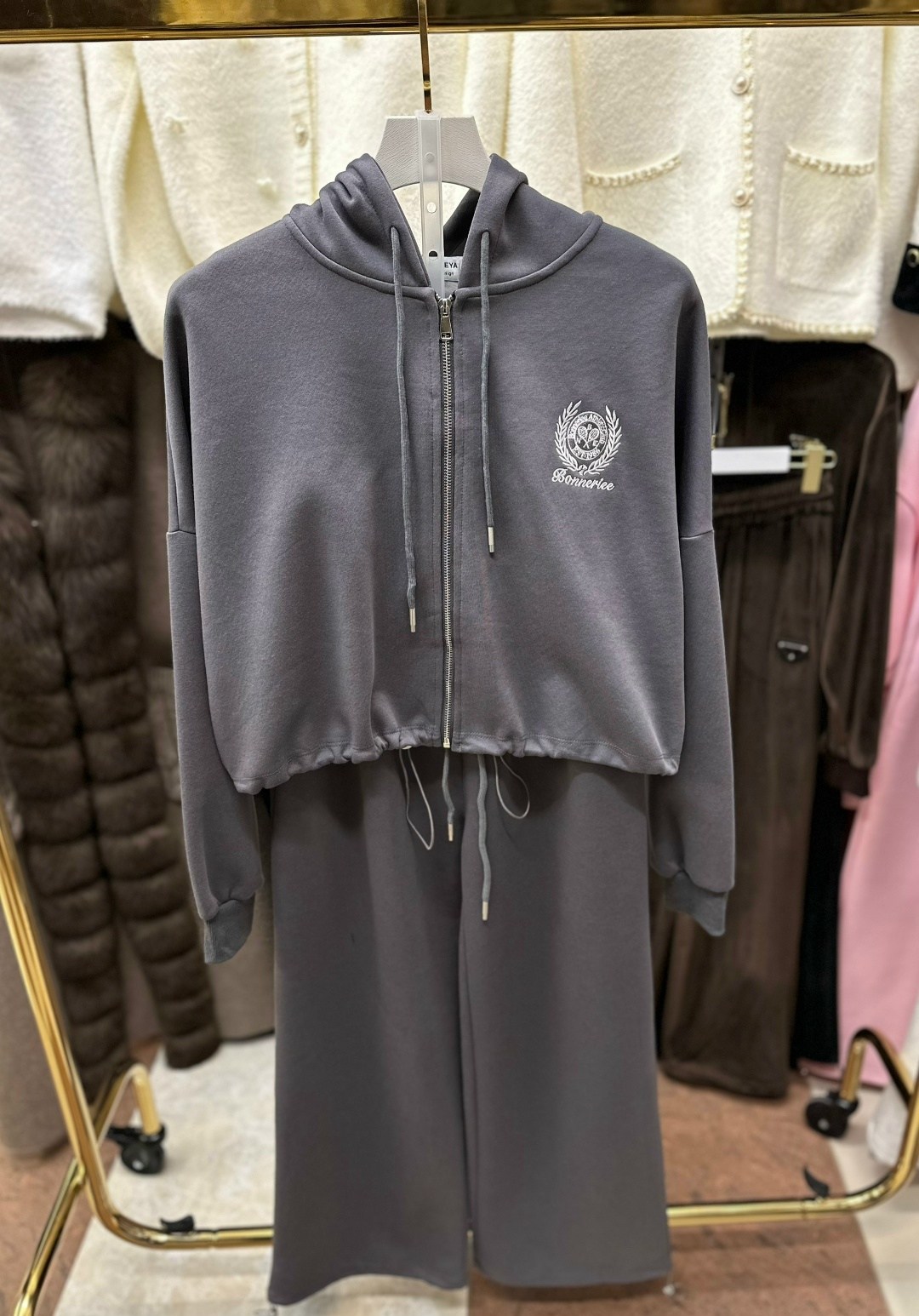 костюм женский спортивный,костюм спортивный,спортивные костюмы двойка,женские костюмы,спортивные костюмы