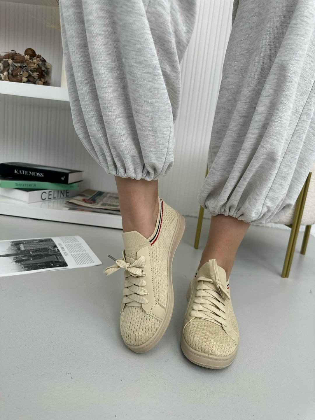 ,кроссовки женскиe,женские кеды,кеды женски,кроссовки lacoste