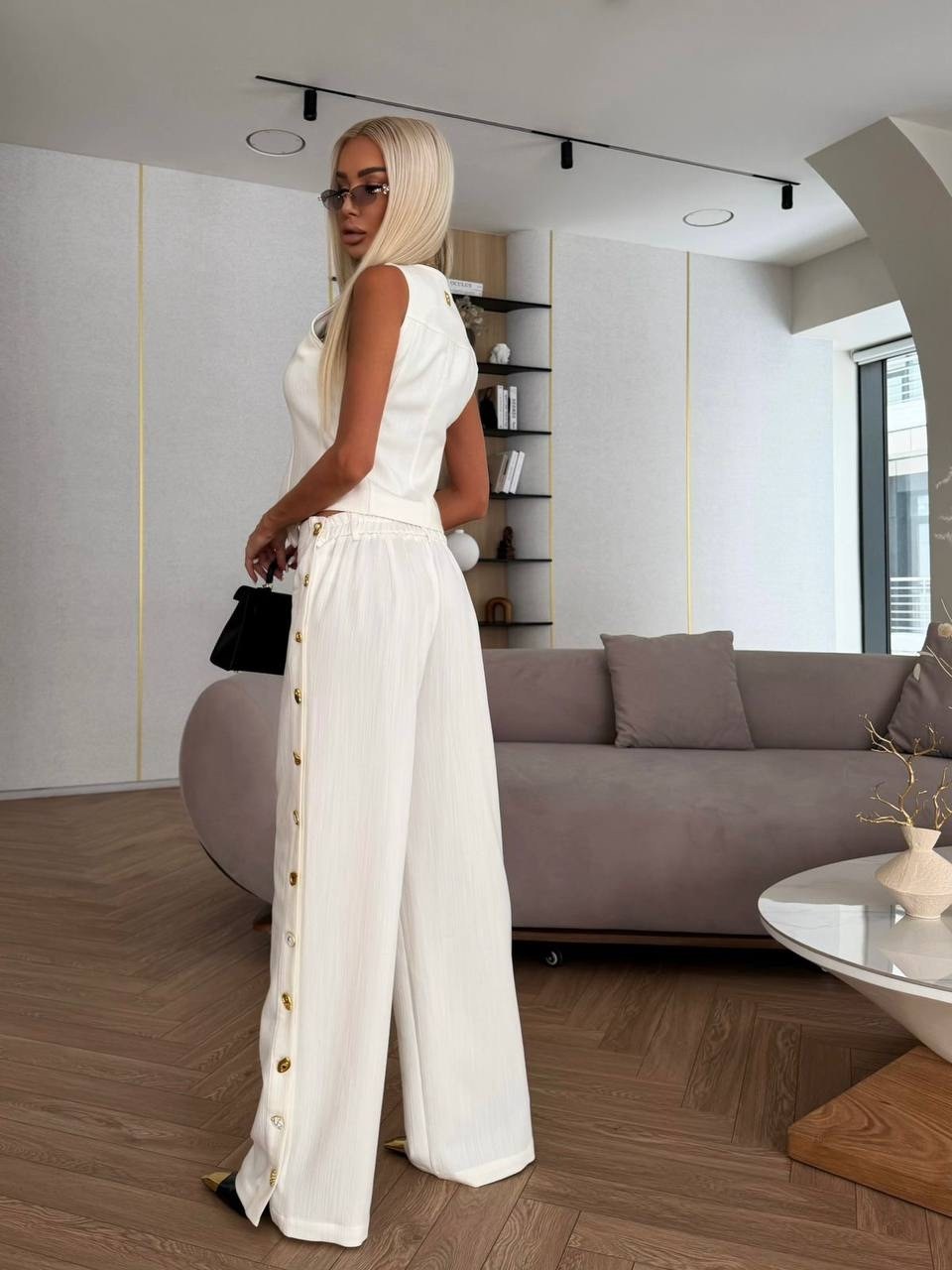 брюки льняные широкие палаццо breezze,белый брючный костюм,брючный костюм,костюм с жилетом и брюками от бренда tizara,белый костюм с брюками палаццо