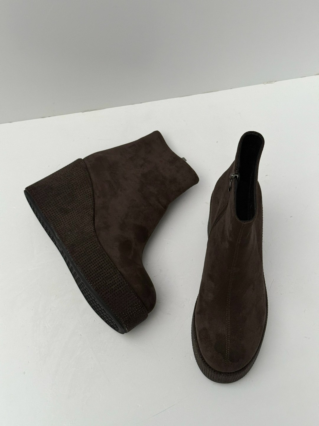 ,женские ботильоны,ботильоны замшевые,полусапоги замшевые,ботильоны на танкетке