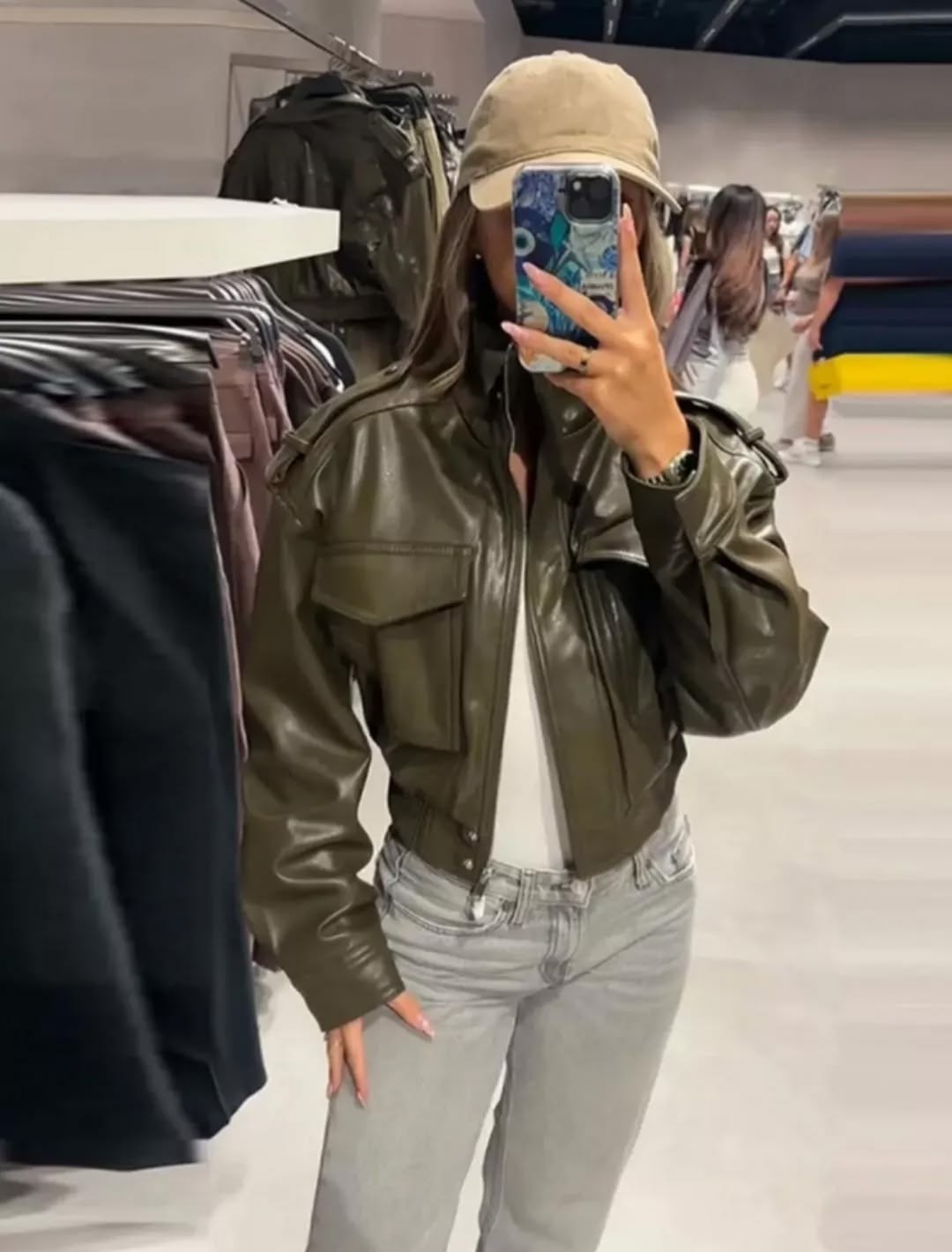 кожаная куртка,мода стиль,модная одежда,уличный стиль