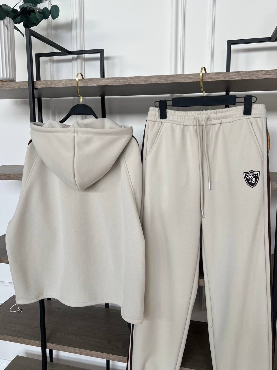 костюм спортивный,спортивный костюм женский,стильные костюмы,спортивный костюм женский на флисе,костюмы женские