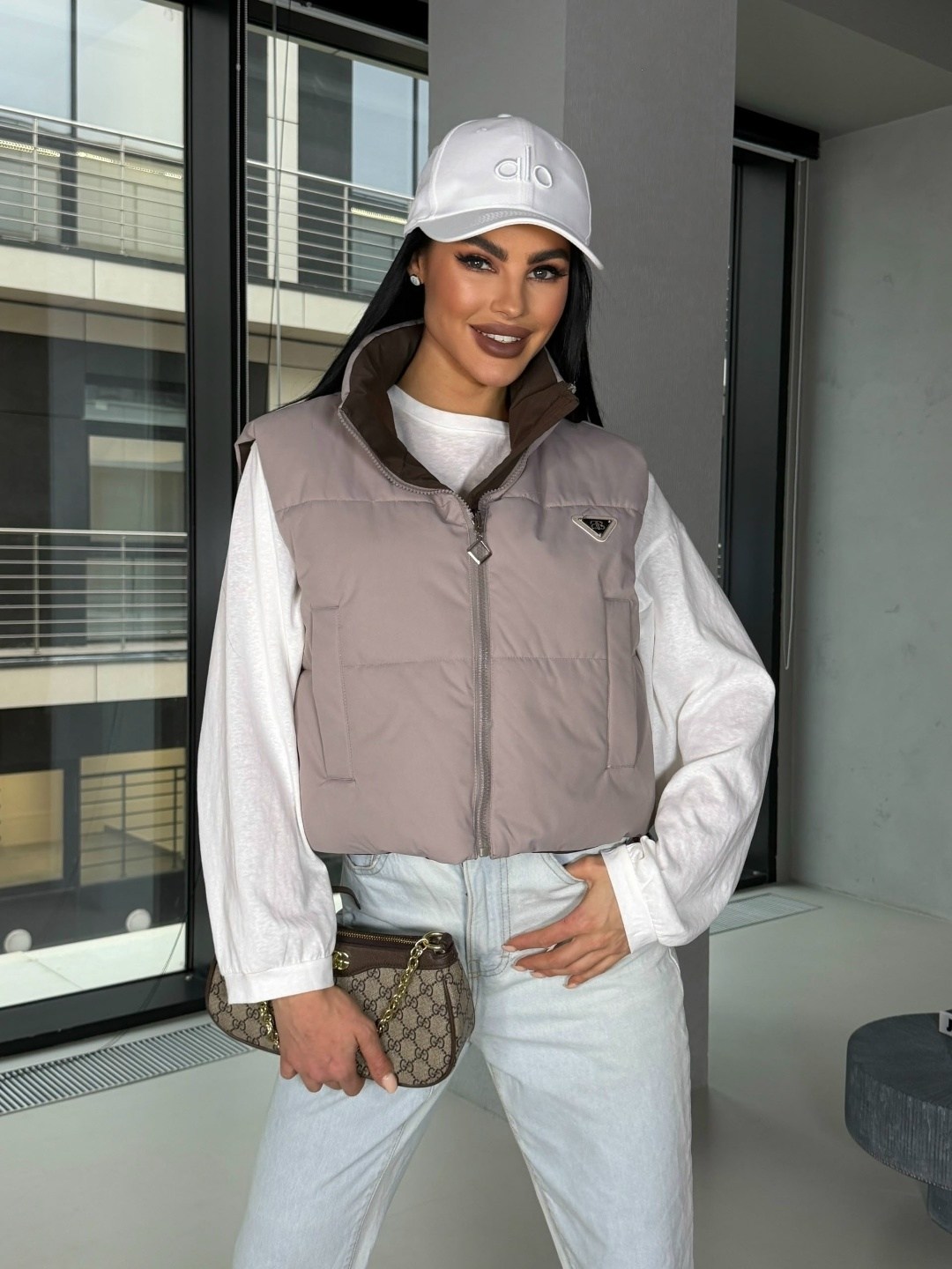 жилетка женская,жилетка,стильная жилетка,жилетка укороченная,демисезонная жилетка