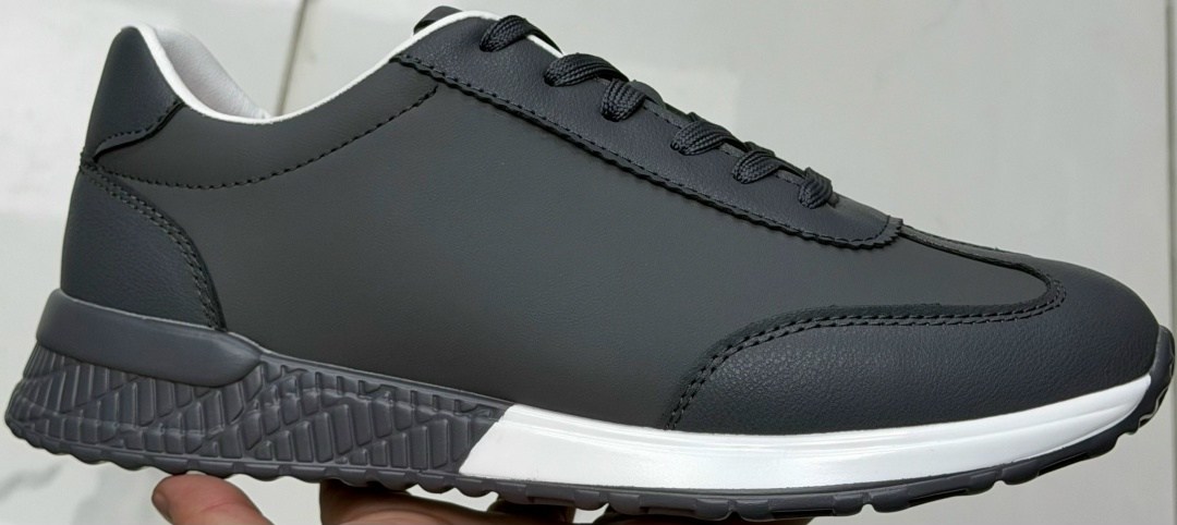 ,низкие кроссовки,повседневная ,черные кроссовки,кеды chekich