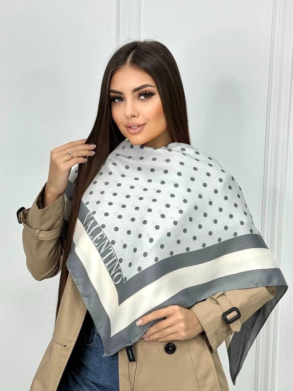 платок женский шелковый,платки шелковый на голову и шею,платки женские,брендовый платок,платок женский шелковый на шею и на голову