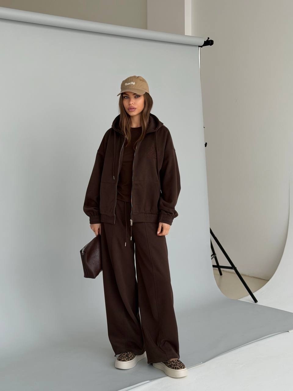 коричневый спортивный костюм с капюшоном moon,спортивный костюм,костюм с брюками,женский костюм