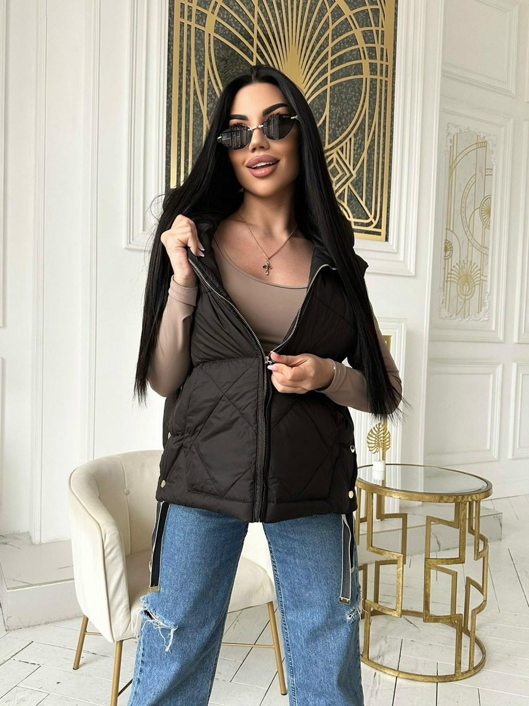 жилетка женская,жилетка с капюшоном,женский жилет,жилет теплый,жилетка