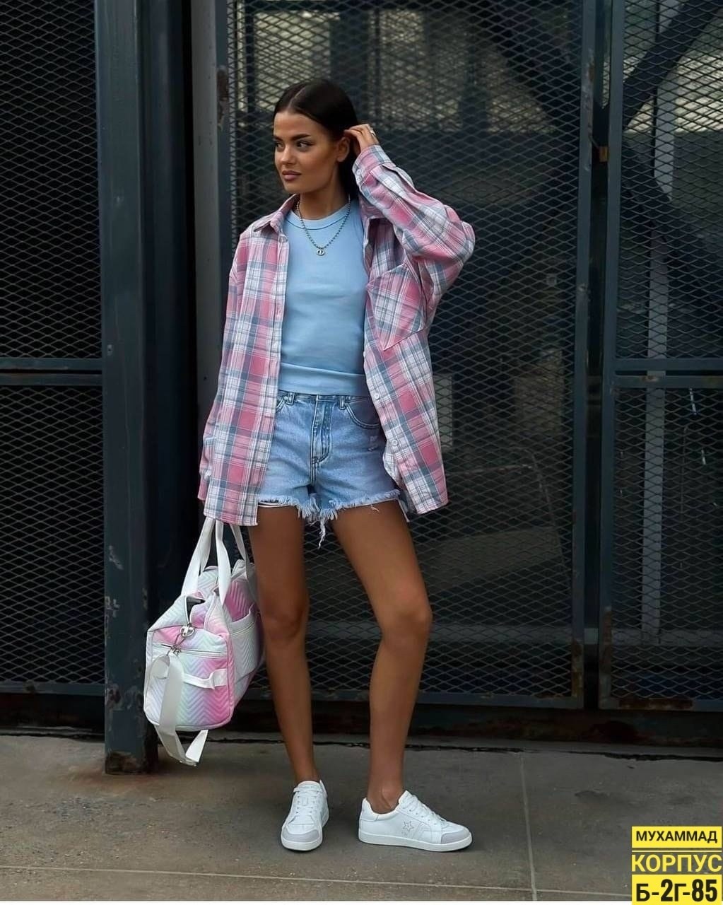 рубашка в клетку оверсайз,рубашка в клетку женская оверсайз,рубашка оверсайз в клетку удлиненная,модная уличная одежда