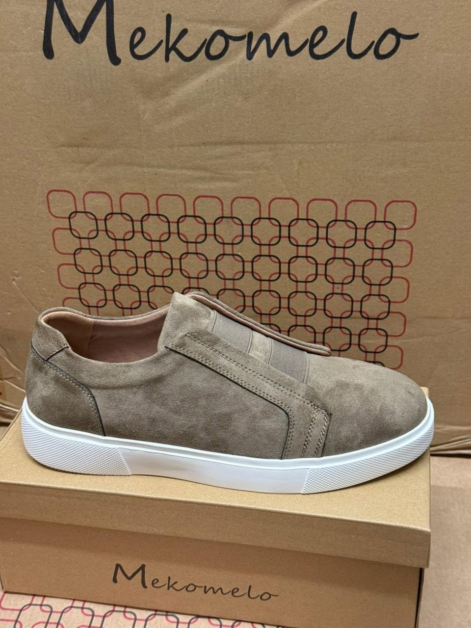 ,кеды замшевые,обуви,замшевые кроссовки,слипоны мужские