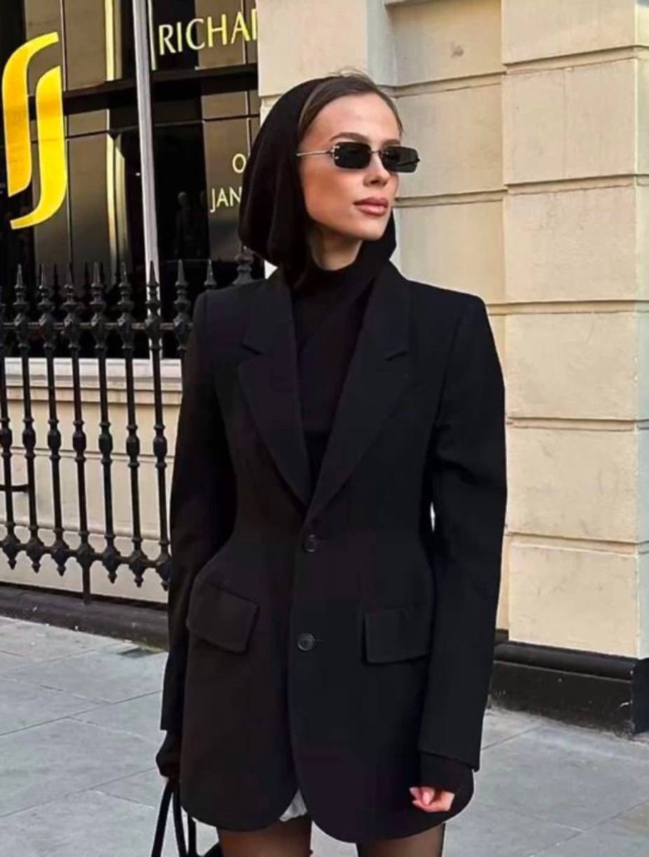 стильное пальто,пальто демисезонная,пальто женское,пальто бордовое,женские жакеты