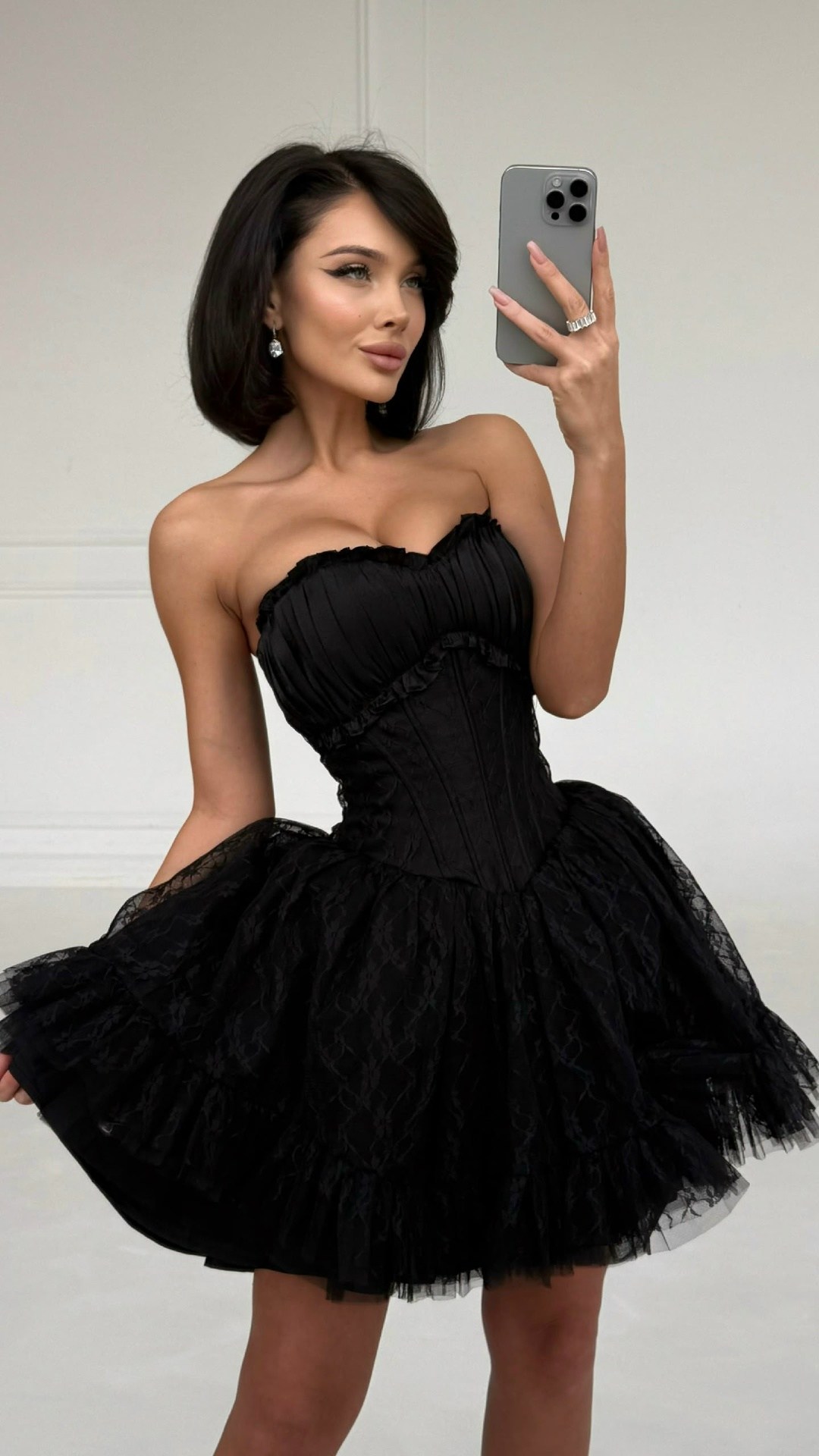 платье корсет,короткие платье,мини платье корсетное,кружевной корсет,черное платье с корсетом