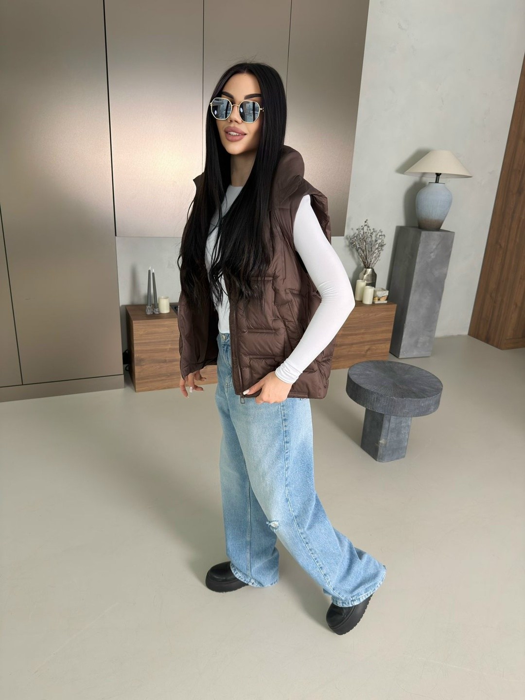 женская жилетка,жилетка,жилет женский утепленный,джинсы кэжуал