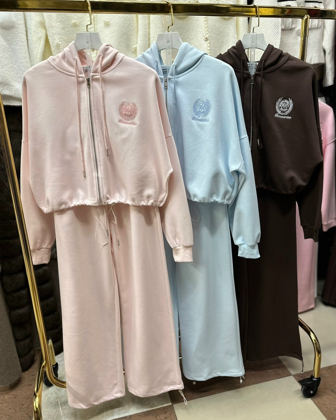 костюм женский спортивный,костюм спортивный,спортивные костюмы двойка,женские костюмы,спортивные костюмы