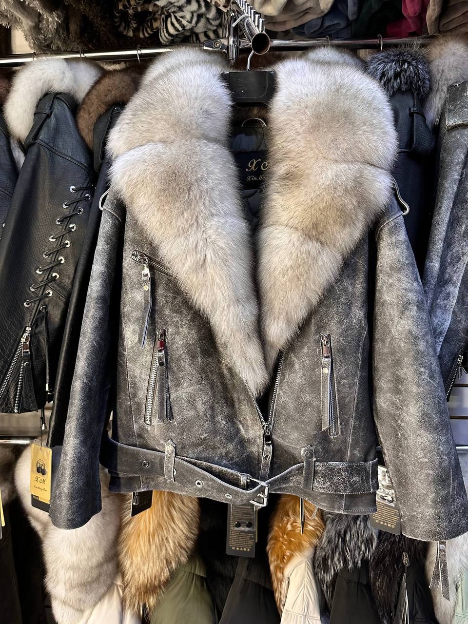 косуха с мехом,кожаная куртка с мехом,куртка с мехом,куртка кожаная с мехом песца,куртка с натуральный мехом