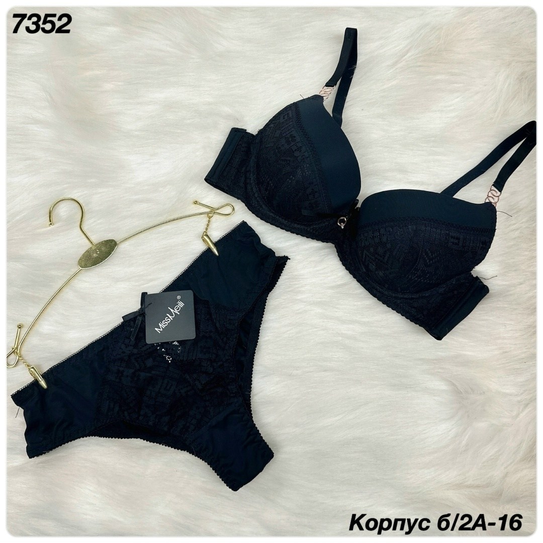 комплект нижнего женского белья,комплект нижнего белья,нижнее белье комплект кружевное,женское нижнее белье,комплект кружевного белья