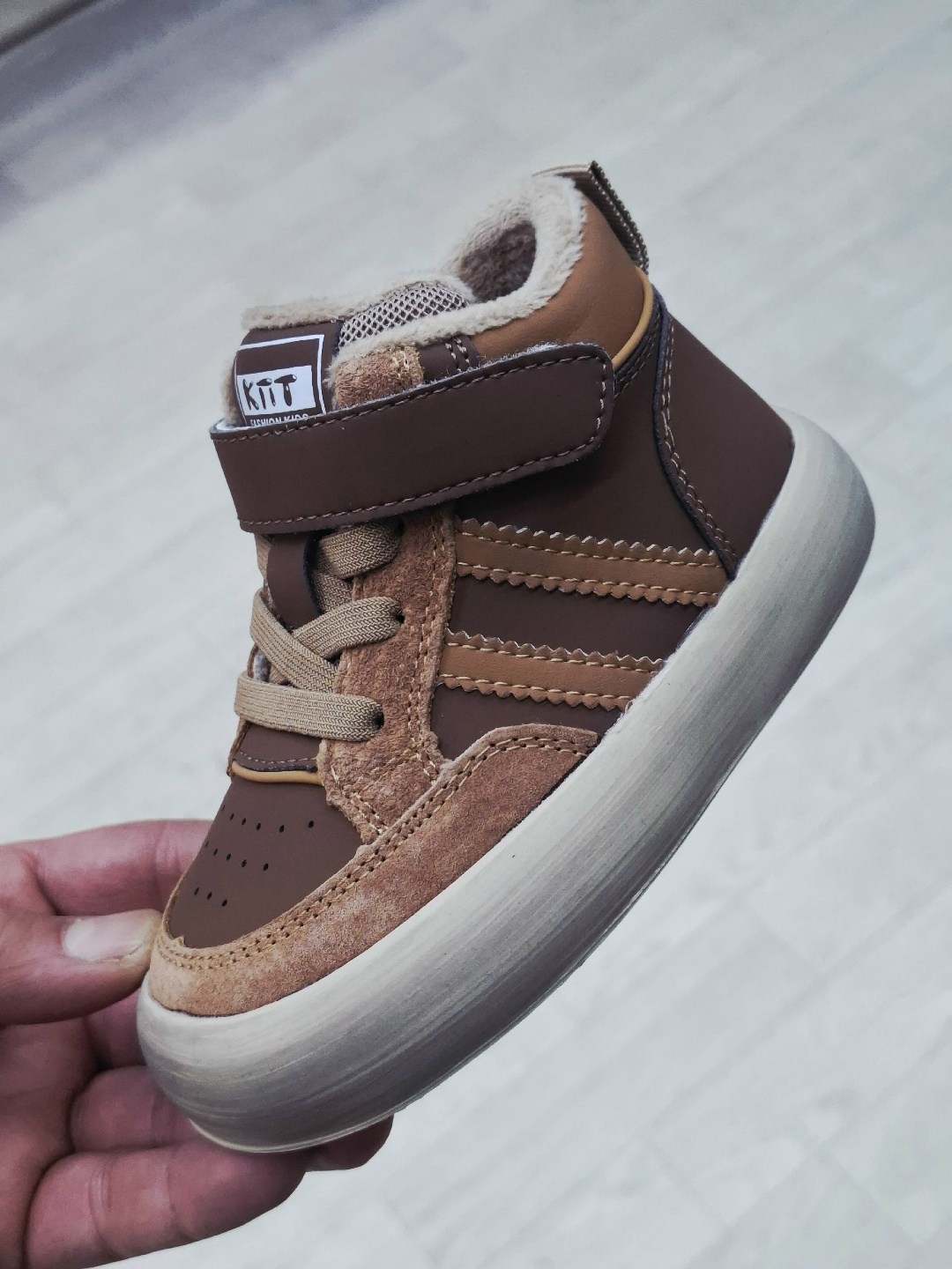 ,ботинки детские,детская ,детские ботинки для мальчика,детские кроссовки