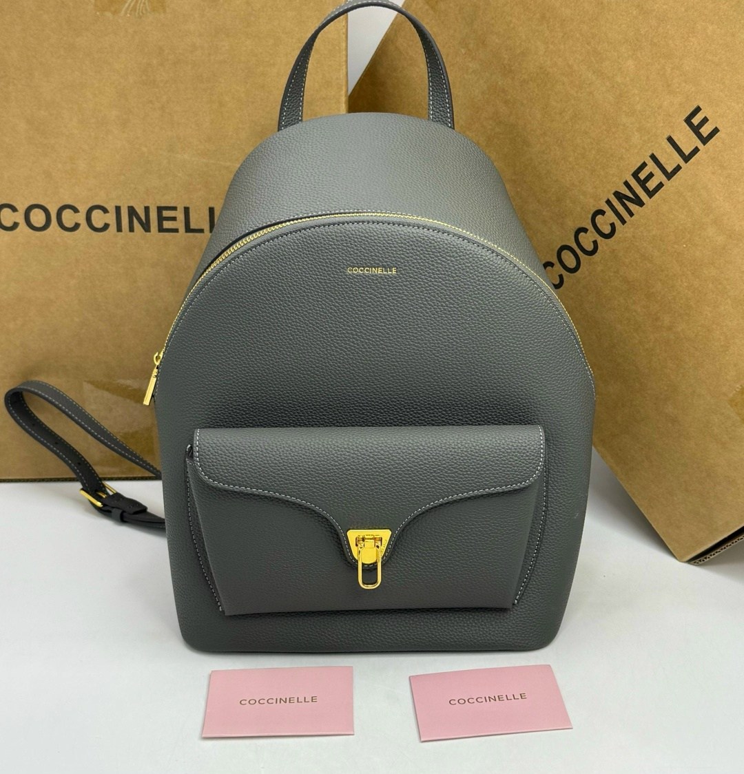 рюкзак coccinelle,coccinelle кожаный рюкзак,coccinelle clementine рюкзак,черные женские рюкзаки премиум класса coccinelle,рюкзак coccinelle рюкзак