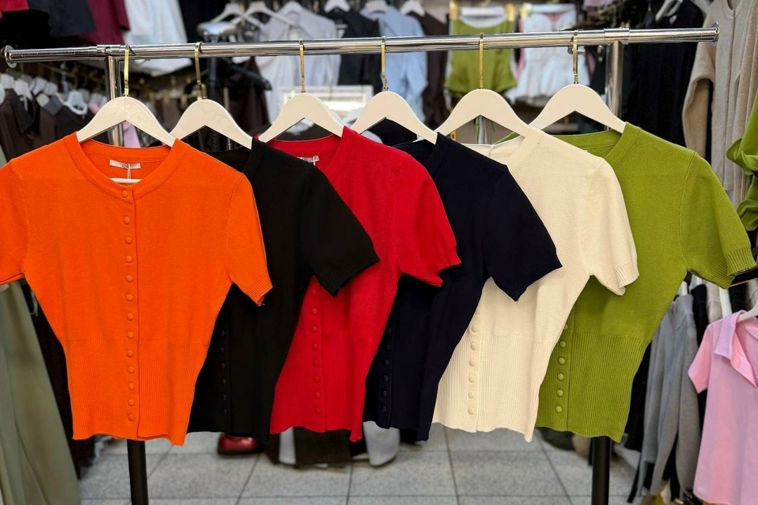 женская кофта,джемпера женские,джемпер,блузки,женская футболка