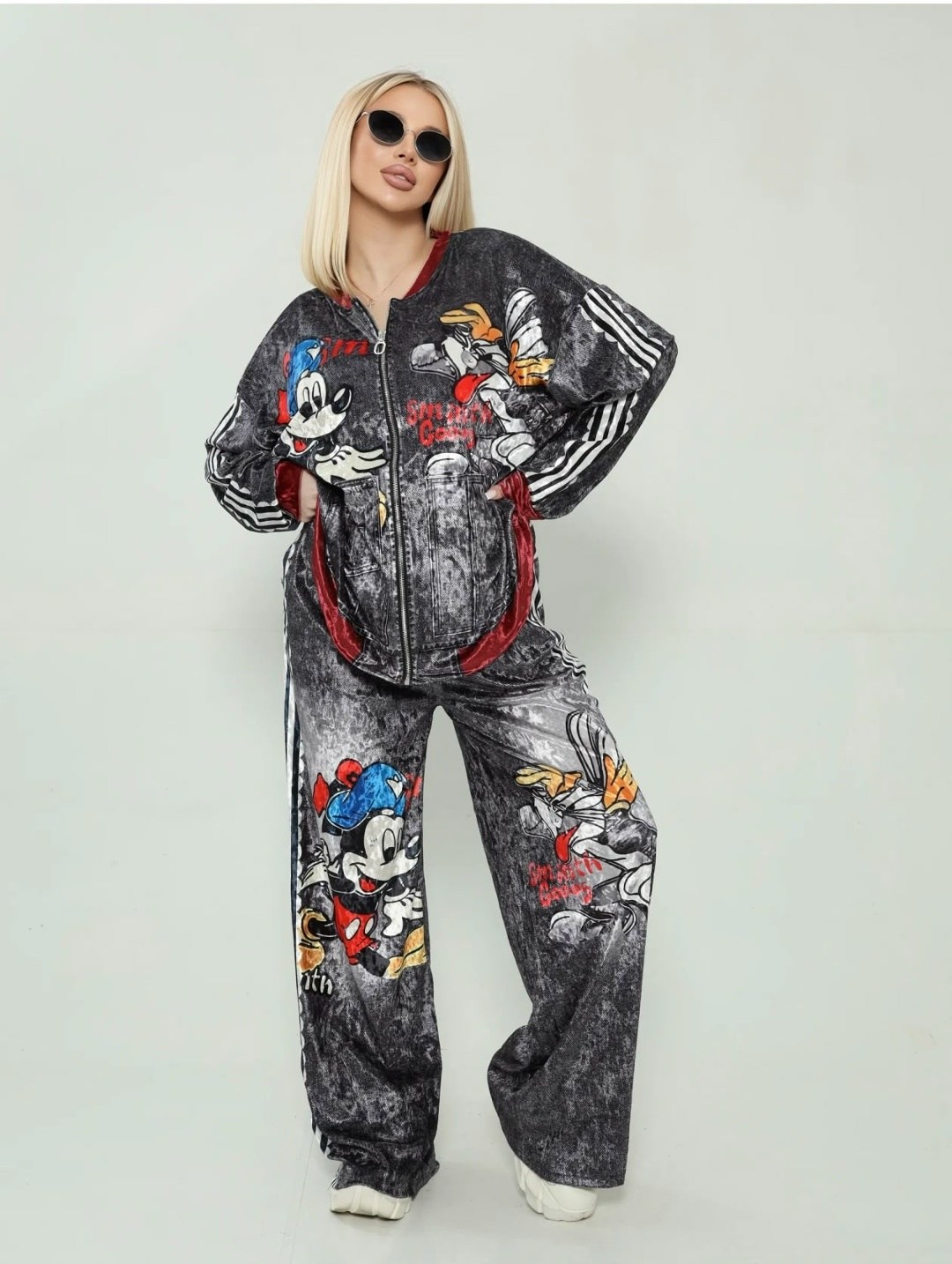 джинсовый костюм,женский костюм джинсовый,джинсовый костюм женский 2026,стильные джинсовые костюмы,костюм брючный джинсовый