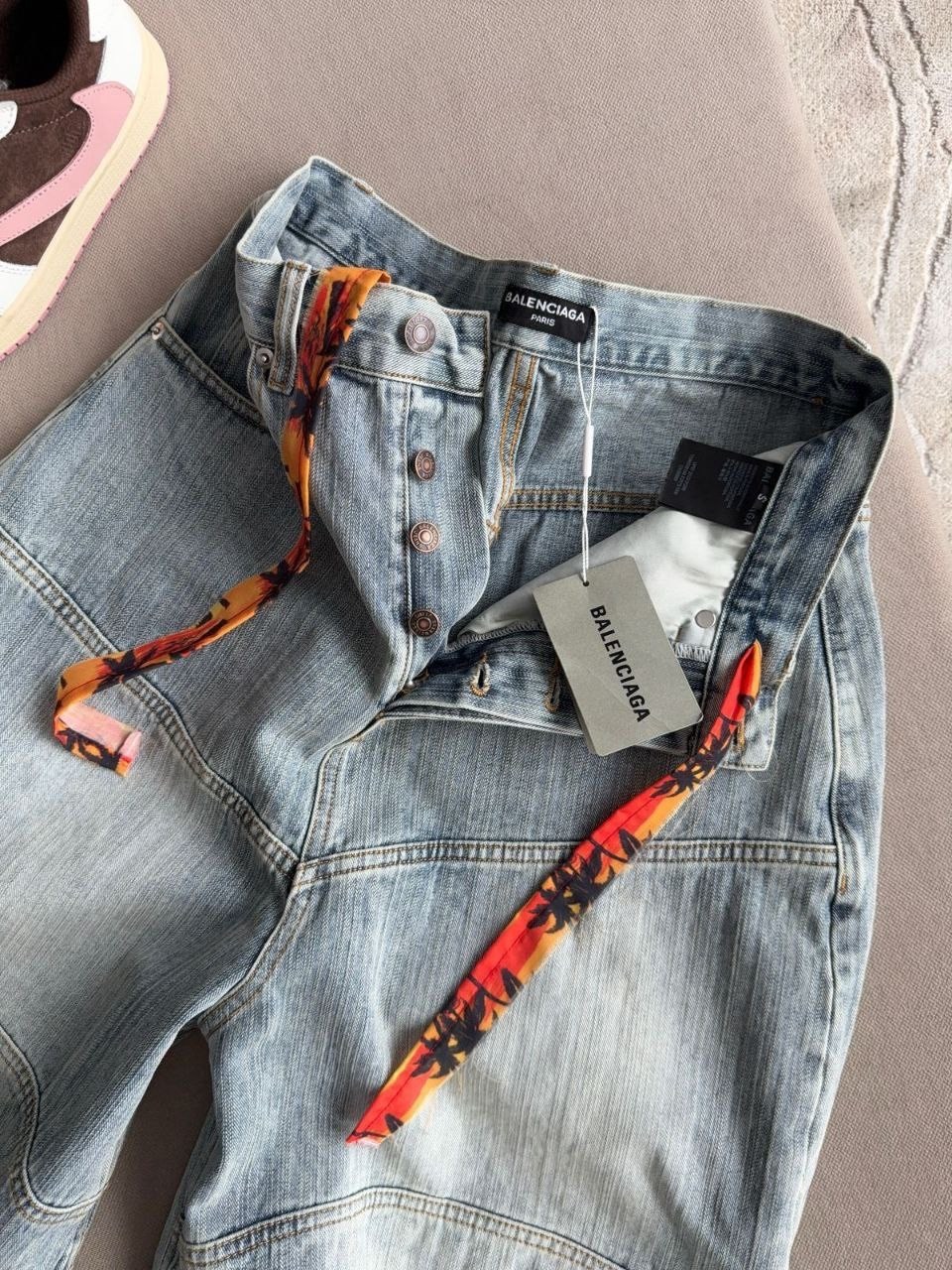 рубашка оверсайз,одежда оверсайз,джинсы оверсайз,куртка джинсовая