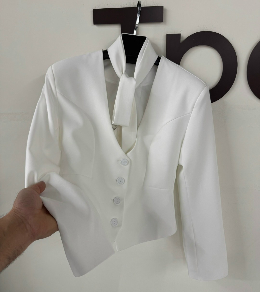 жакет,женские жакеты,женский белый пиджак,белый жакет,приталенный жакет