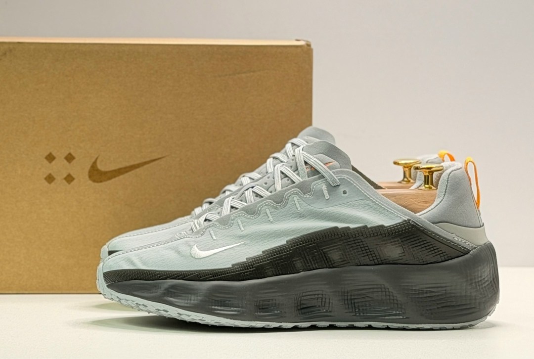кроссовки nike,кроссовки,российские кроссовки,кроссовки мужские женские,мужские кроссовки nike
