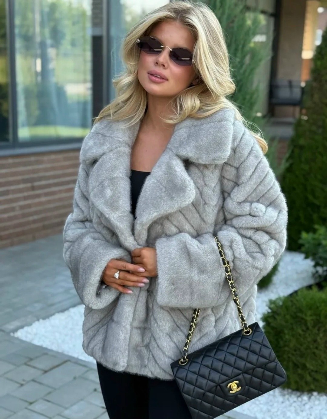 шуба короткая серая экомех yana furs,шуба короткая,шуба короткая белая экомех yana furs,шуба короткая экомех,шуба из эко меха