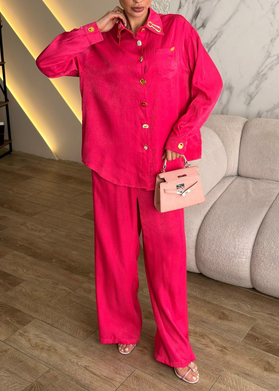 костюм с брюками,стильные костюмы,брючный комплект,костюм для женщин,малиновый женский костюм с брюками