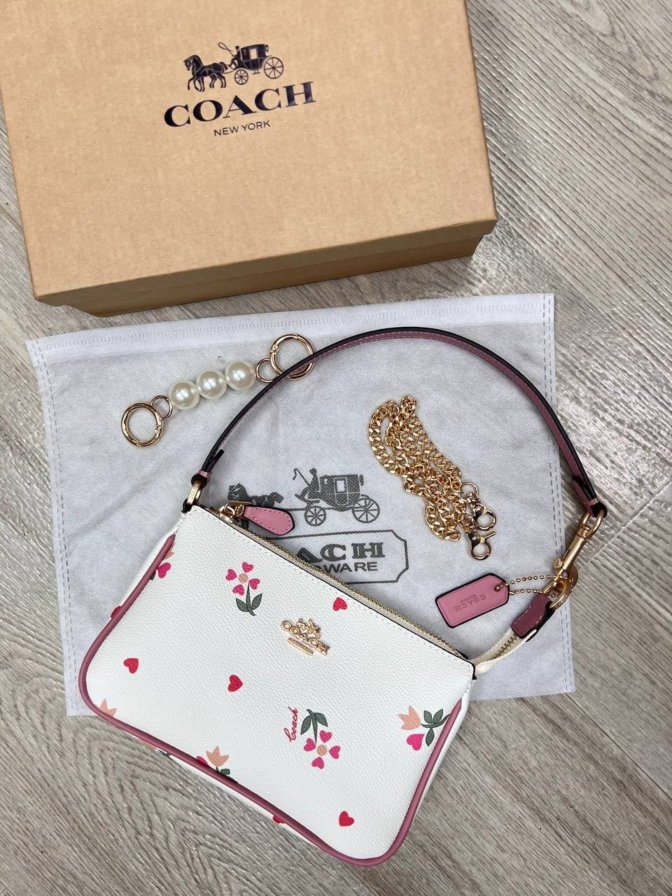 сумка coach,брендовая сумка через плечо coach,coach сумка женская,coach handbag,coach сумка на плечо