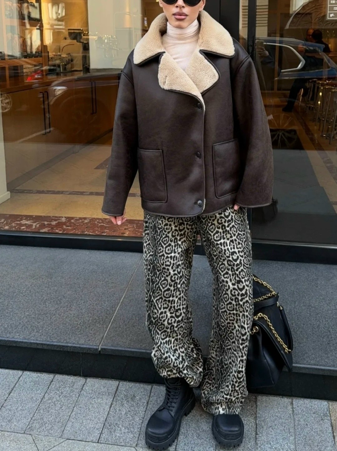 дубленка авиатор,дубленка,shearling jacket outfit,кожаная куртка,caroline daur в дублёнки