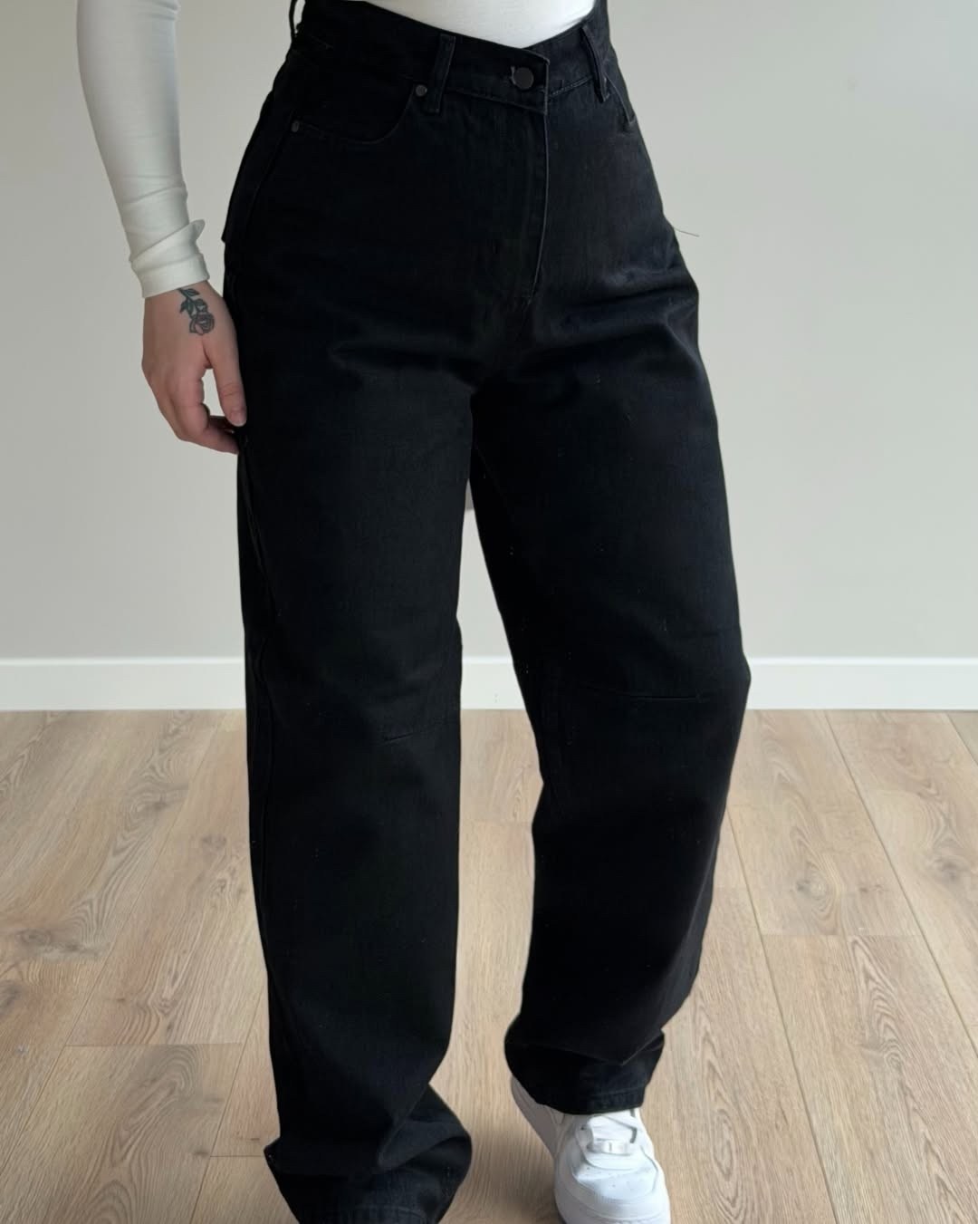 джинсы черные широкие,черные джинсы труба,джинсы чёрные,штаны джинсы,женские джинсы